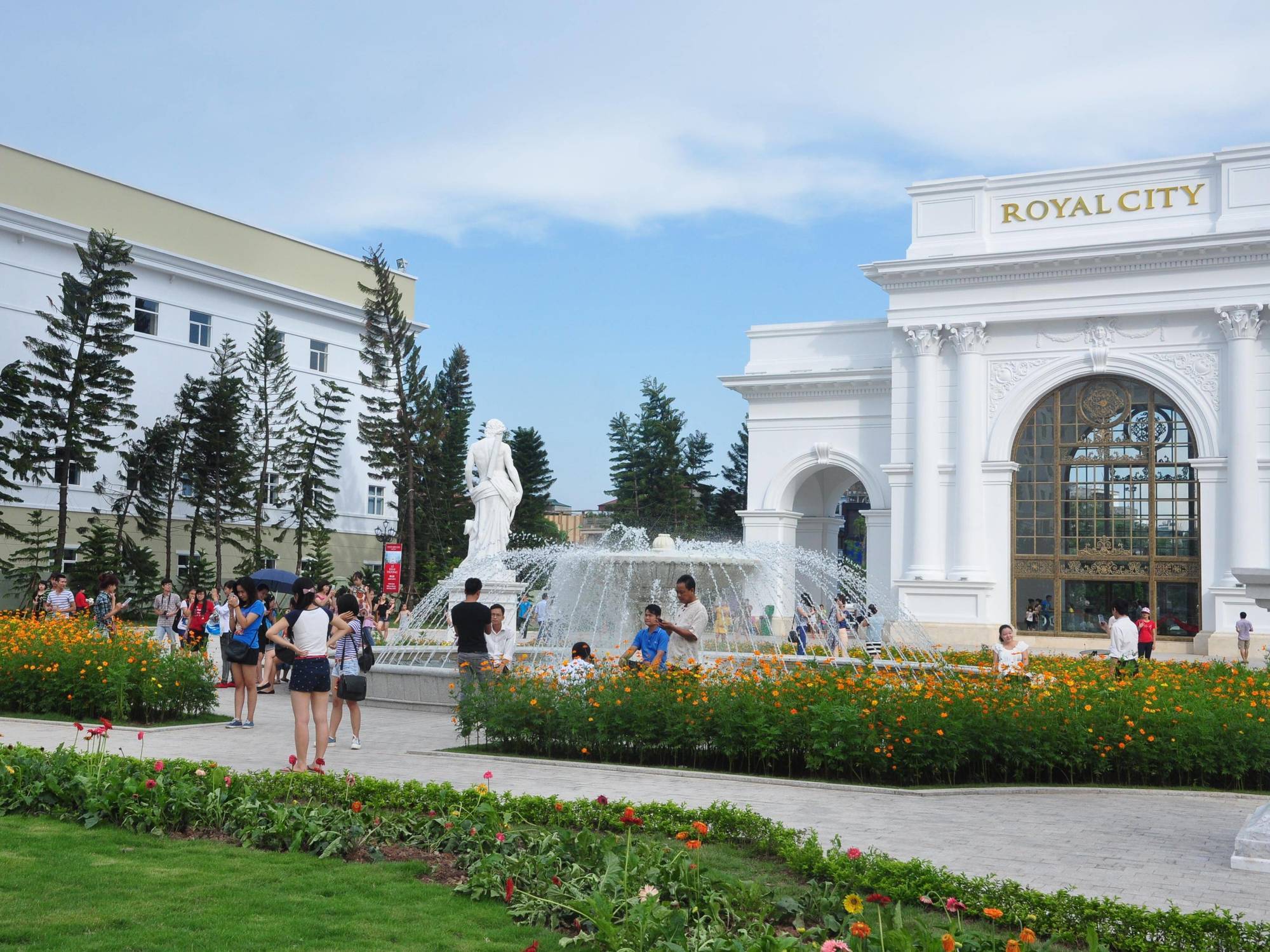 Vinhomes Royal City Apartment Hanoi Exterior photo